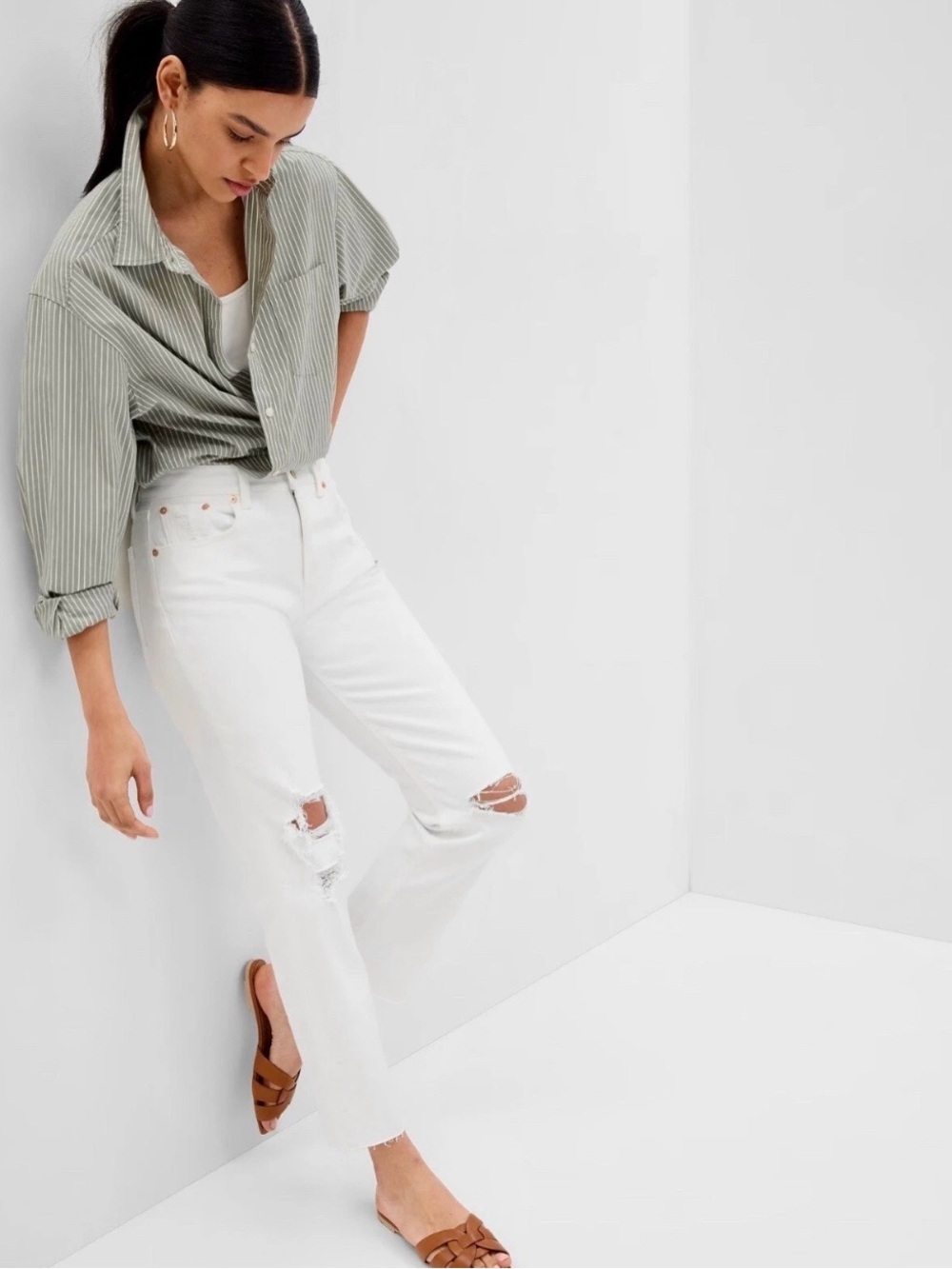 GAP High Rise Straight Distressed White Jeans 27 Regular 4US